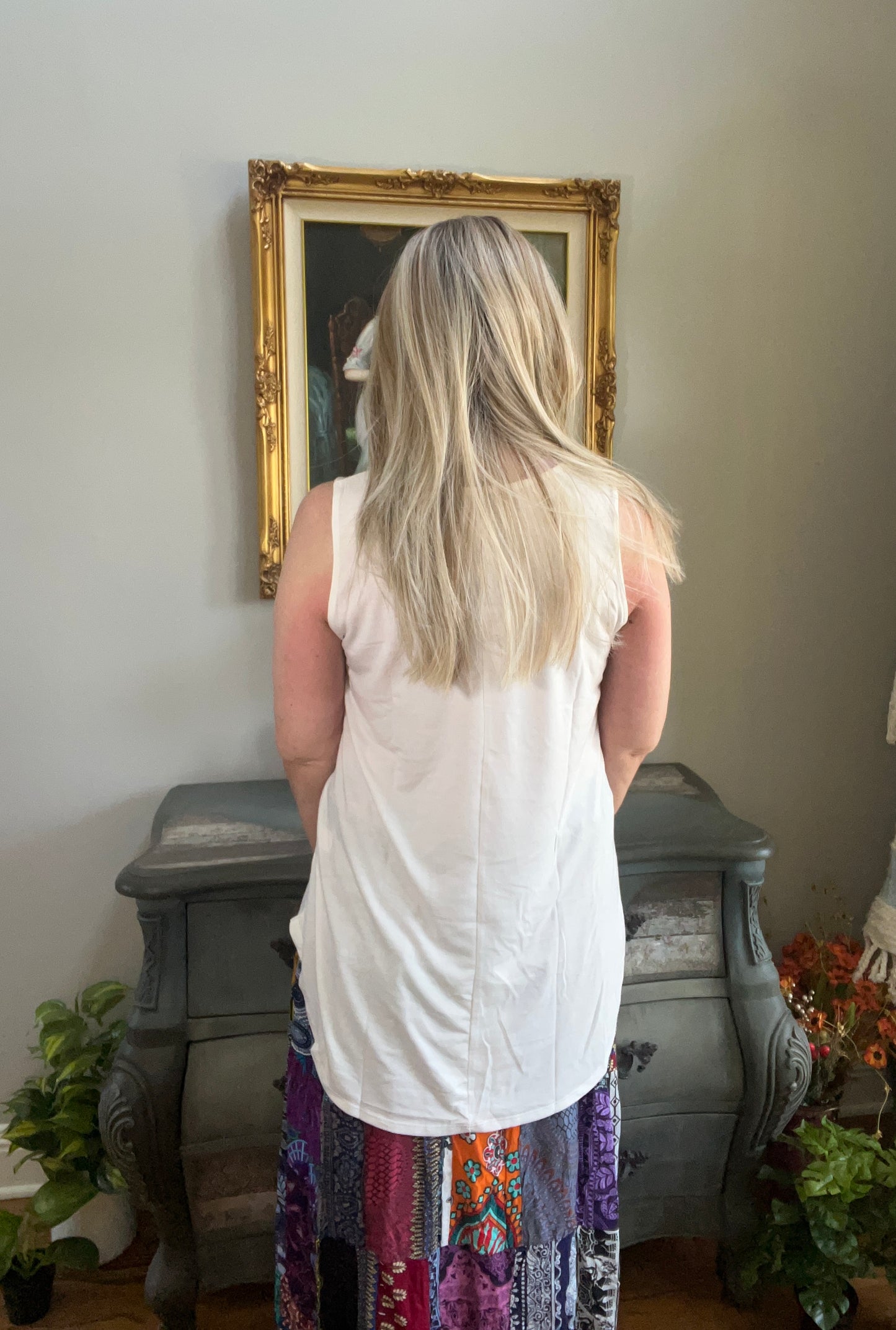 Basic Round Hem Tank White