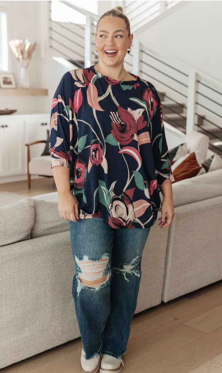 SAMPLE SALE: LARGE FLOAT ON FLORAL TOP