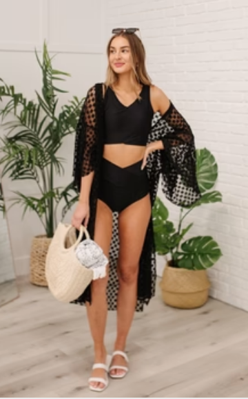 SAMPLE SALE!  MEDIUM & LARGE Beachside Babe Kimono in Black