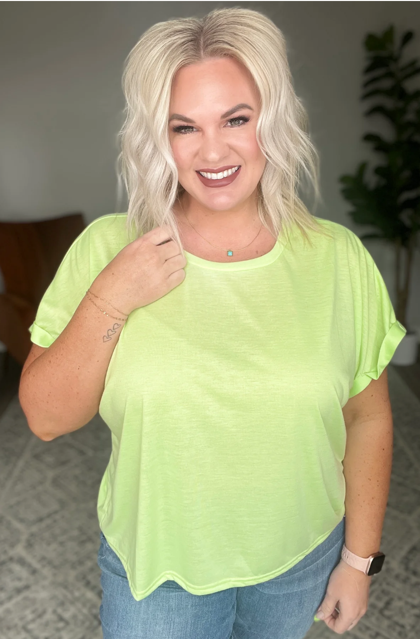 SALE: ROUND NECK CUFFED SLEEVE TOP IN LIME