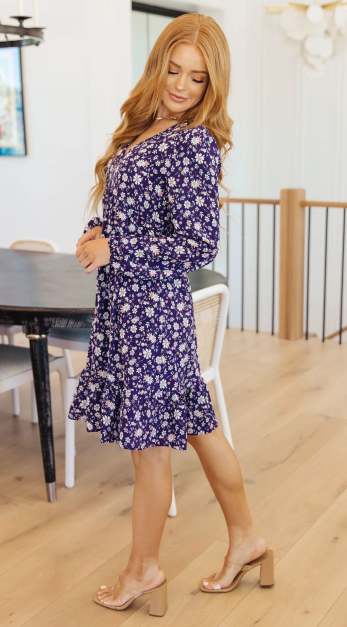 SAMPLE SALE:  LARGE   SINCE YOU'VE BEEN GONE FLORAL V-NECK DRESS