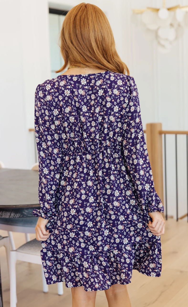 SAMPLE SALE:  LARGE   SINCE YOU'VE BEEN GONE FLORAL V-NECK DRESS