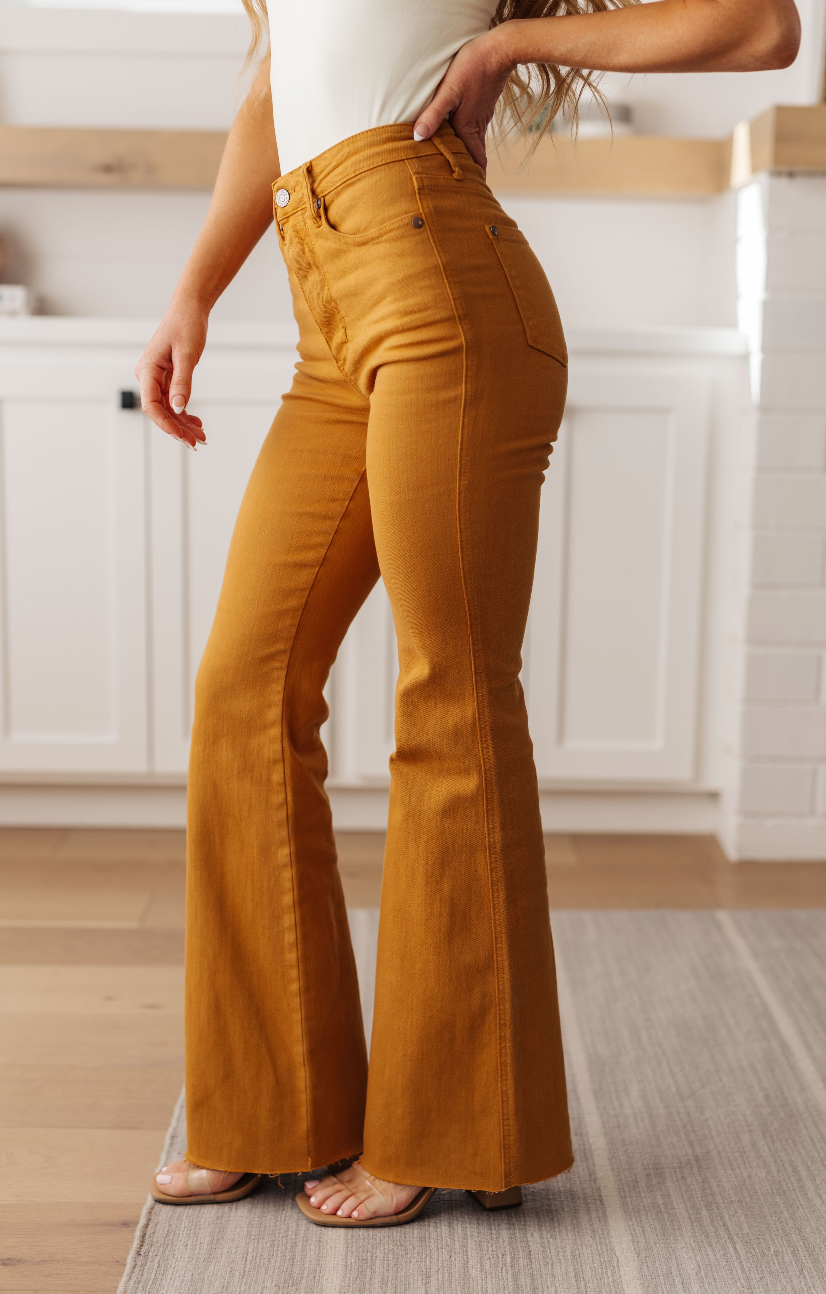 SAMPLE SALE: 15/32 MELINDA HIGH RISE CONTROL TOP FLARE JEANS BY JUDY BLUE